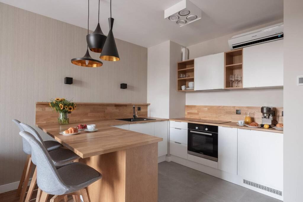 Stylish Apartment Luminis In Krakow'S Kazimierz מראה חיצוני תמונה